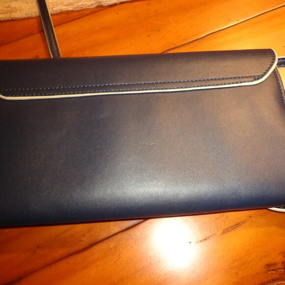 NWOT VERA BRADLEY SATCHEL Navy/White Snap Closure Zip Pouch - Picture 2 of 11